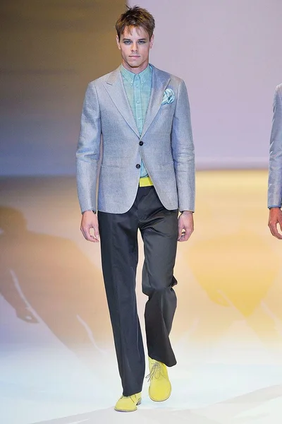 Look 34